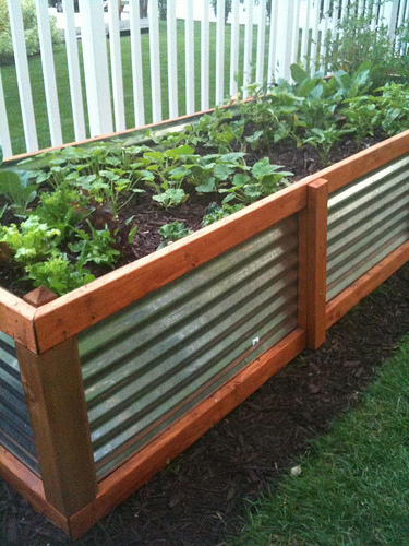 A Raised Garden Bed On Legs 311197, How To Build Raised Garden Beds With Corrugated Metal